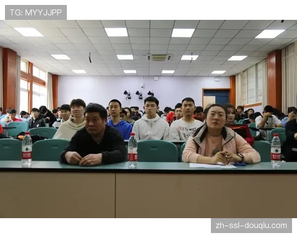 索邦大学开设体育科学讲座,探讨足球比赛中的“决策临界点”